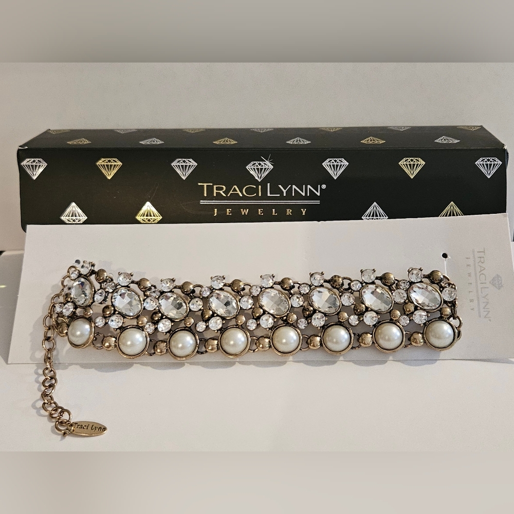 Traci Lynn Crystal and Pearl Belt